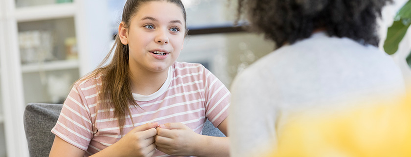 Some students should not do early college applications. Get a free college admissions consultation at your local 宝博体育 and see if it's right for you!